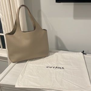 13” Cuyana System Tote in Stone(Price Firm)